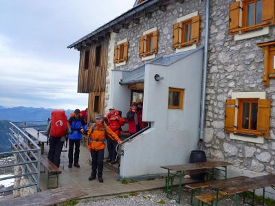 001-Abmarsch von der Adamekhuette